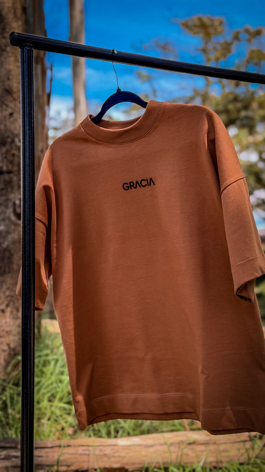 Camiseta Oversize Ref. NACIMOS PARA DEJAR HUELLA
